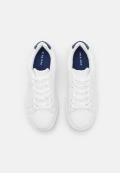Pier One Unisex - Sneakers Laag - White 11 Pier One Unisex - Sneakers Laag - White -Pier One 123a37554cf74c7eb7c6ccf94f7ecb07