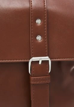 Pier One Schoudertas - Brown -Pier One 13681cf0e15d4e7a880bcd49346bf5a1