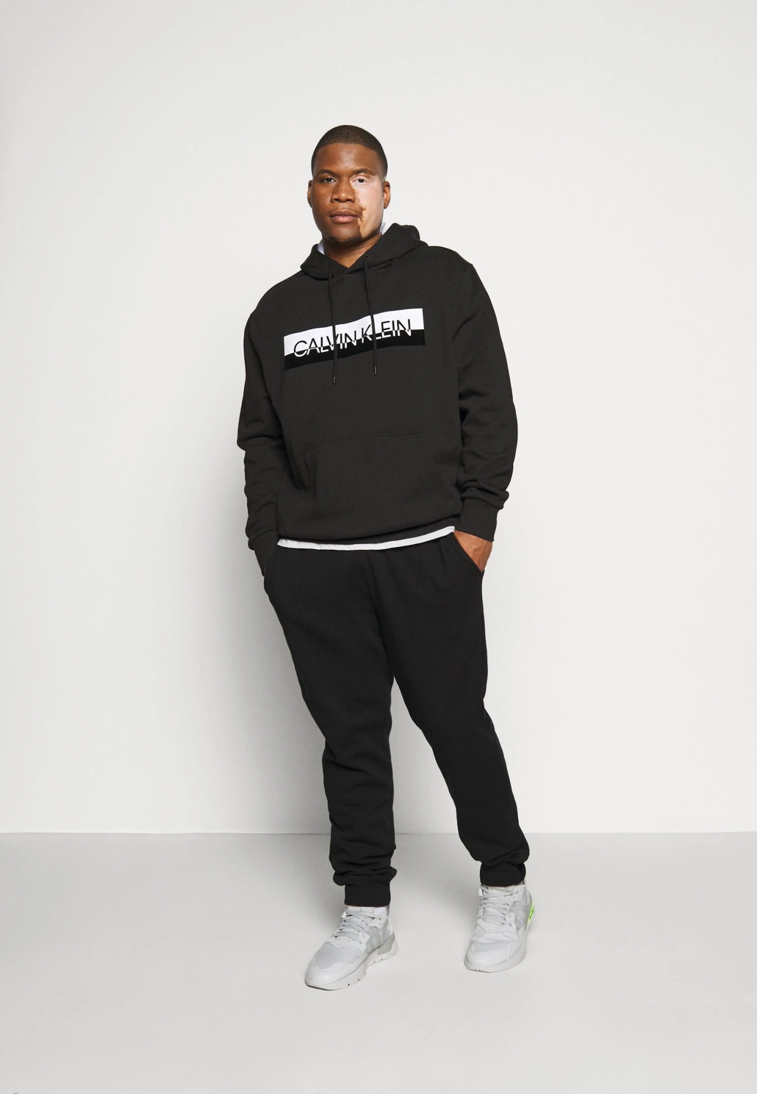 Pier One Trainingsbroek - Black 4 Pier One Trainingsbroek - Black - Afbeelding 2