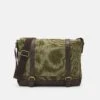 Pier One Schoudertas - Olive 1 Pier One Schoudertas - Olive -Pier One 2821481899bc45b888f5967edfea849c