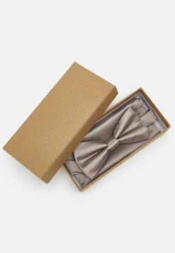 Pier One Set - Pochet - Stone -Pier One 2e20d7fb99604f3ebdc21ea5b1233e9d