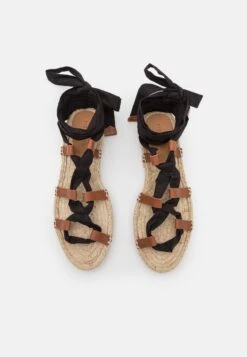 Pier One Leather - Sandalen Met Plateauzool - Black 13 Pier One Leather - Sandalen Met Plateauzool - Black -Pier One 33efe5963cca4c438680977f9fb9581d