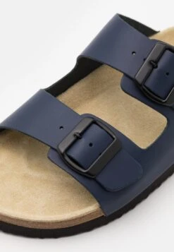 Pier One Unisex - Pantoffels - Dark Blue 13 Pier One Unisex - Pantoffels - Dark Blue -Pier One 3d8a5cdb5e514771841f04cbfc9f95cd