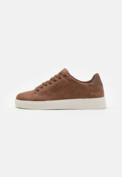 Pier One Unisex - Sneakers Laag - Cognac