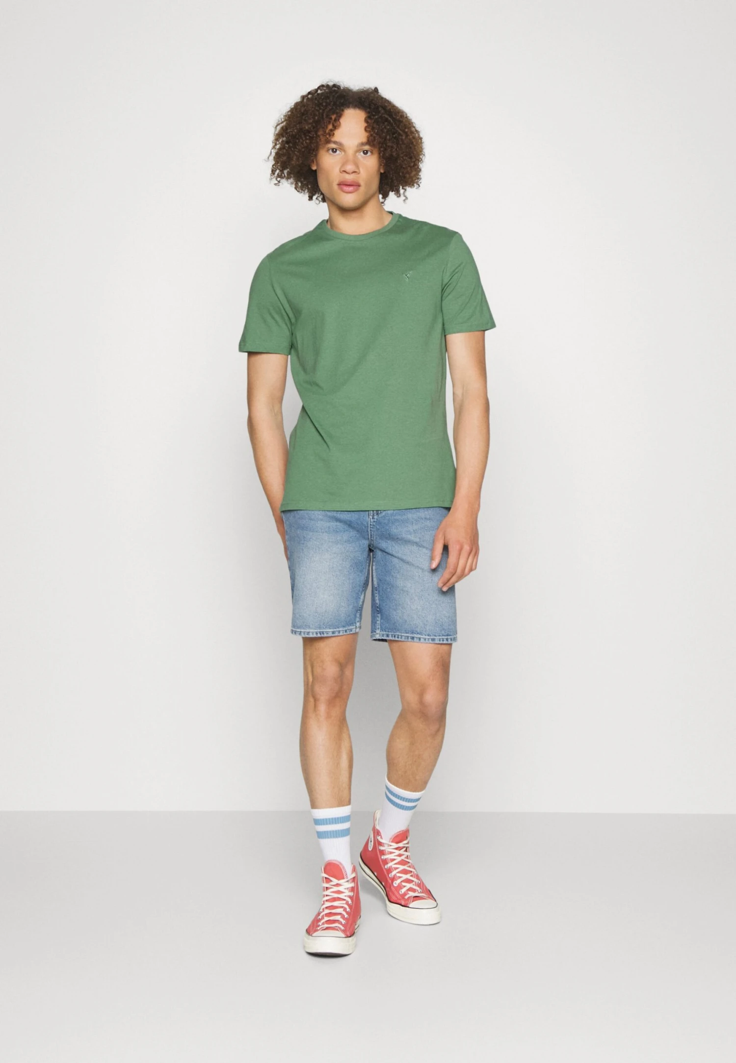 Pier One Unisex 5 Pack - T-Shirt Basic - Light Blue/Purple/White 3 Pier One Unisex 5 Pack - T-Shirt Basic - Light Blue/Purple/White