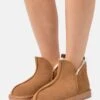 Pier One Leather- Pantoffels - Cognac 2 Pier One Leather- Pantoffels - Cognac -Pier One 6eff35c3cb7e4f93bb4d99616e30a8c3