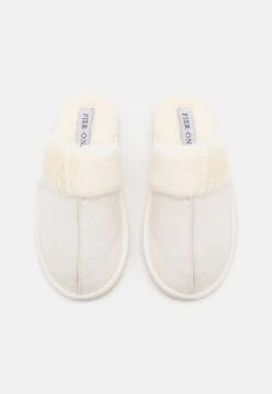 Pier One Pantoffels - Off-White 11 Pier One Pantoffels - Off-White -Pier One 8a81c8a71b39417c9dbc6b7b37250711