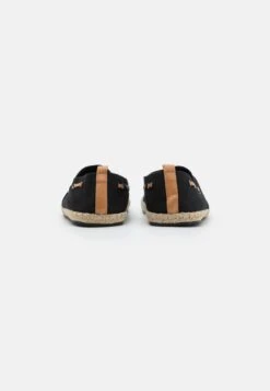 Pier One Espadrilles - Black 10 Pier One Espadrilles - Black -Pier One 93956be1d89c4c879aef60fde003ab72