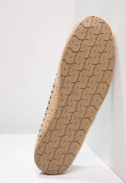 Pier One Espadrilles - Grey 12 Pier One Espadrilles - Grey -Pier One bd07e57455dd4f73a673b9ee028740f1