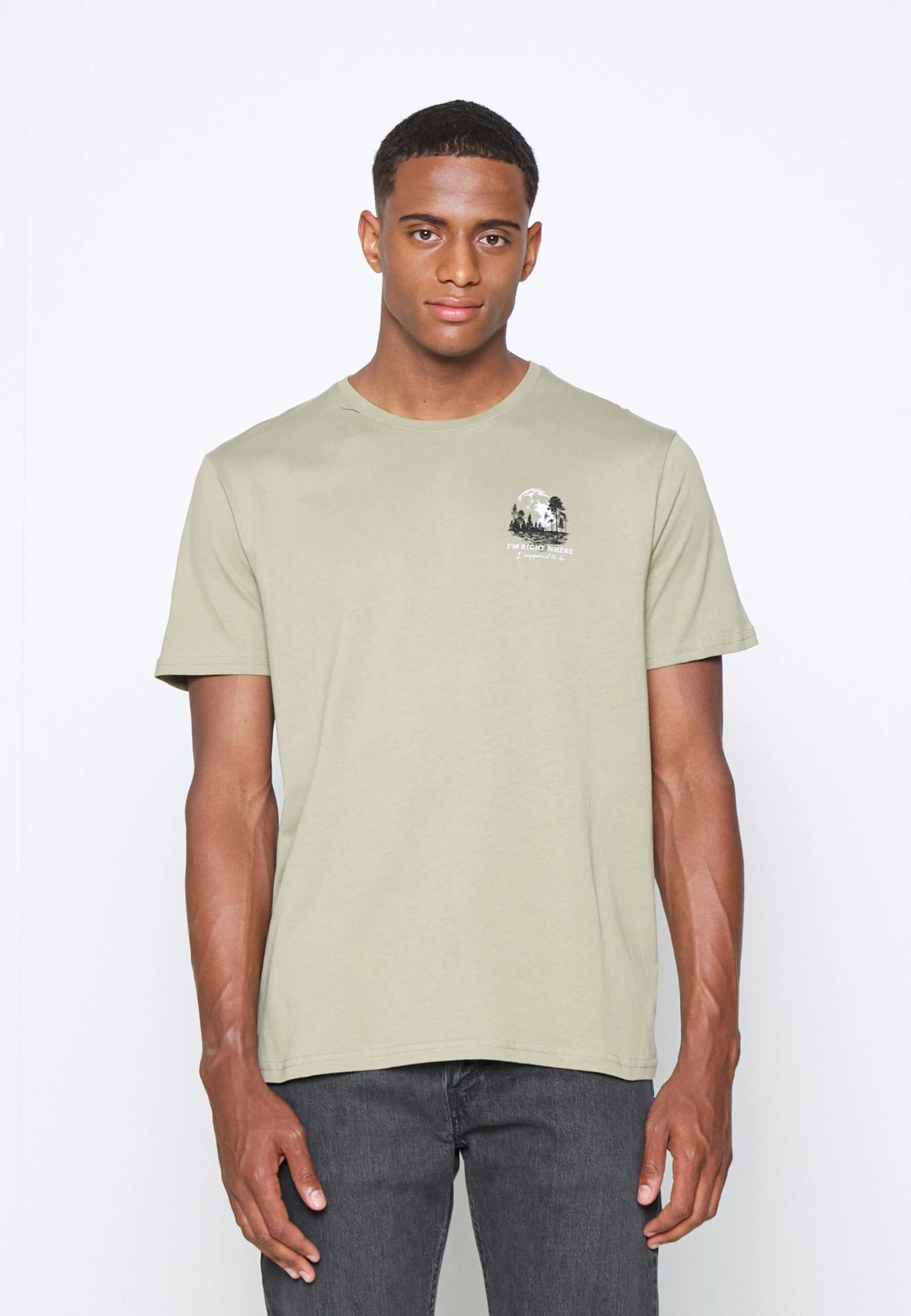 Pier One Moon Scene Graphic T-Shirt - T-Shirt Print - Olive 6 Pier One Moon Scene Graphic T-Shirt - T-Shirt Print - Olive - Afbeelding 4