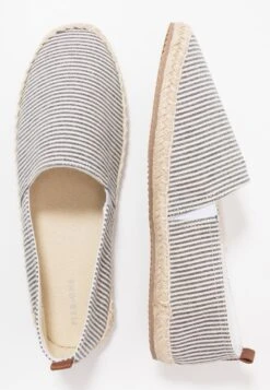 Pier One Rena Espadrille Unisex - Espadrilles - White/Blue 15 Pier One Rena Espadrille Unisex - Espadrilles - White/Blue -Pier One cf36b3a120304b8ca2a7c4aab8305f1b